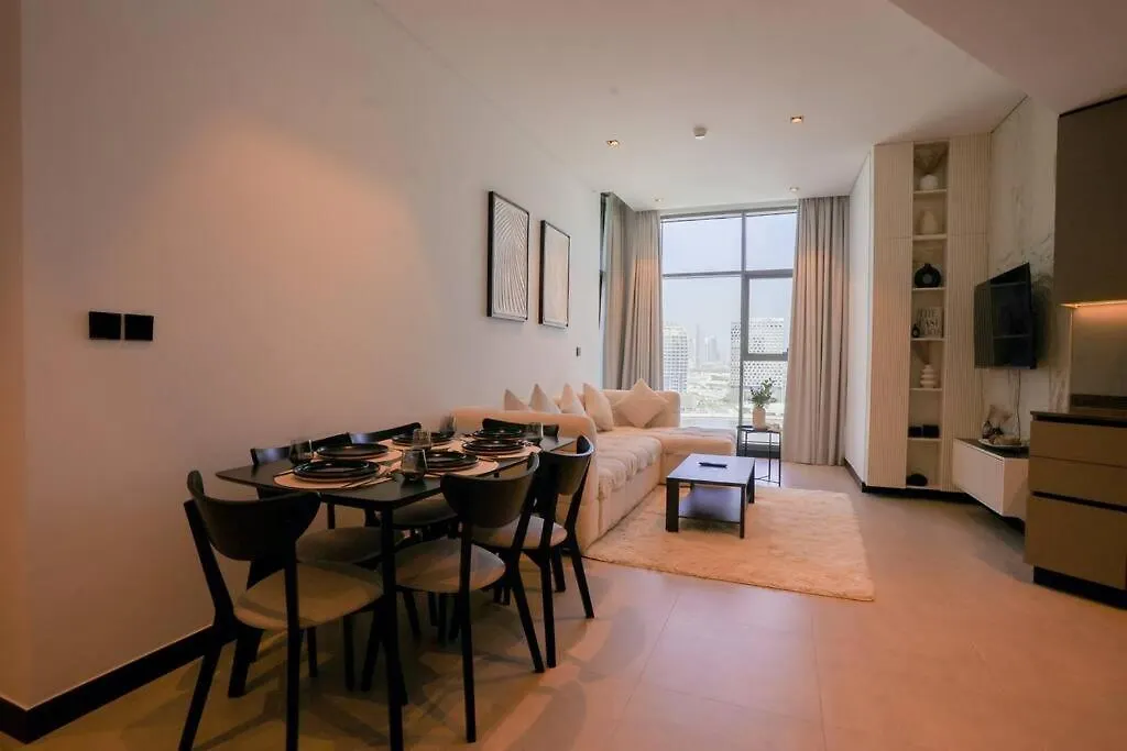 New 2Br In Business Bay With Canal Views Gym & Pool Dubai United Arab Emirates